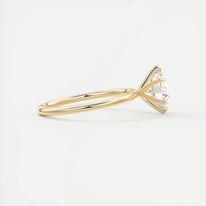 Evelyn Round Cut Diamond Engagement Ring