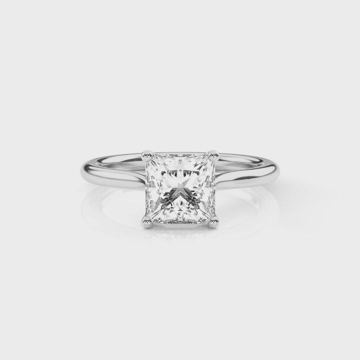 Diamond Size_2 carat | Style_Solitaire | Precious Metal_White Gold